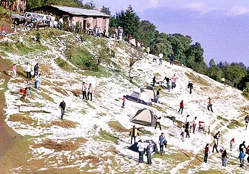 Nieve sobre el Pital Fuente Wikimedia