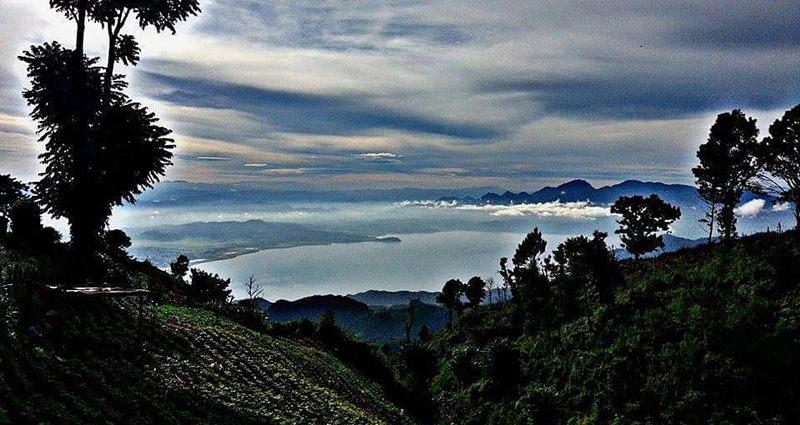 El lago de Yojoa visto desde la Montaña de Santa Bárbara Foto de Yerin Leiva