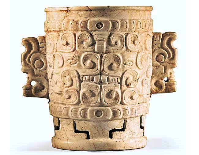 Los increíbles vasos de mármol del Ulua