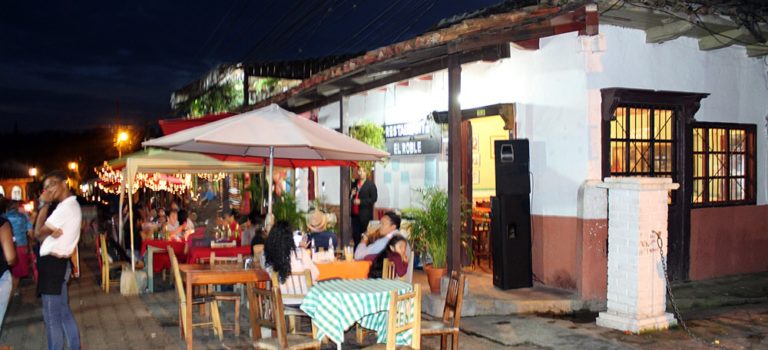 Una visita nocturna a Valle de Ángeles, recomendado