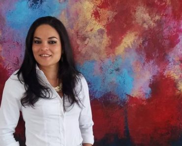 Nora Buchanan y su arte abstracto