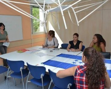 Las hondureñas son las primeras de clase aprendiendo Catalán en Barcelona - Foto 20 Minutos